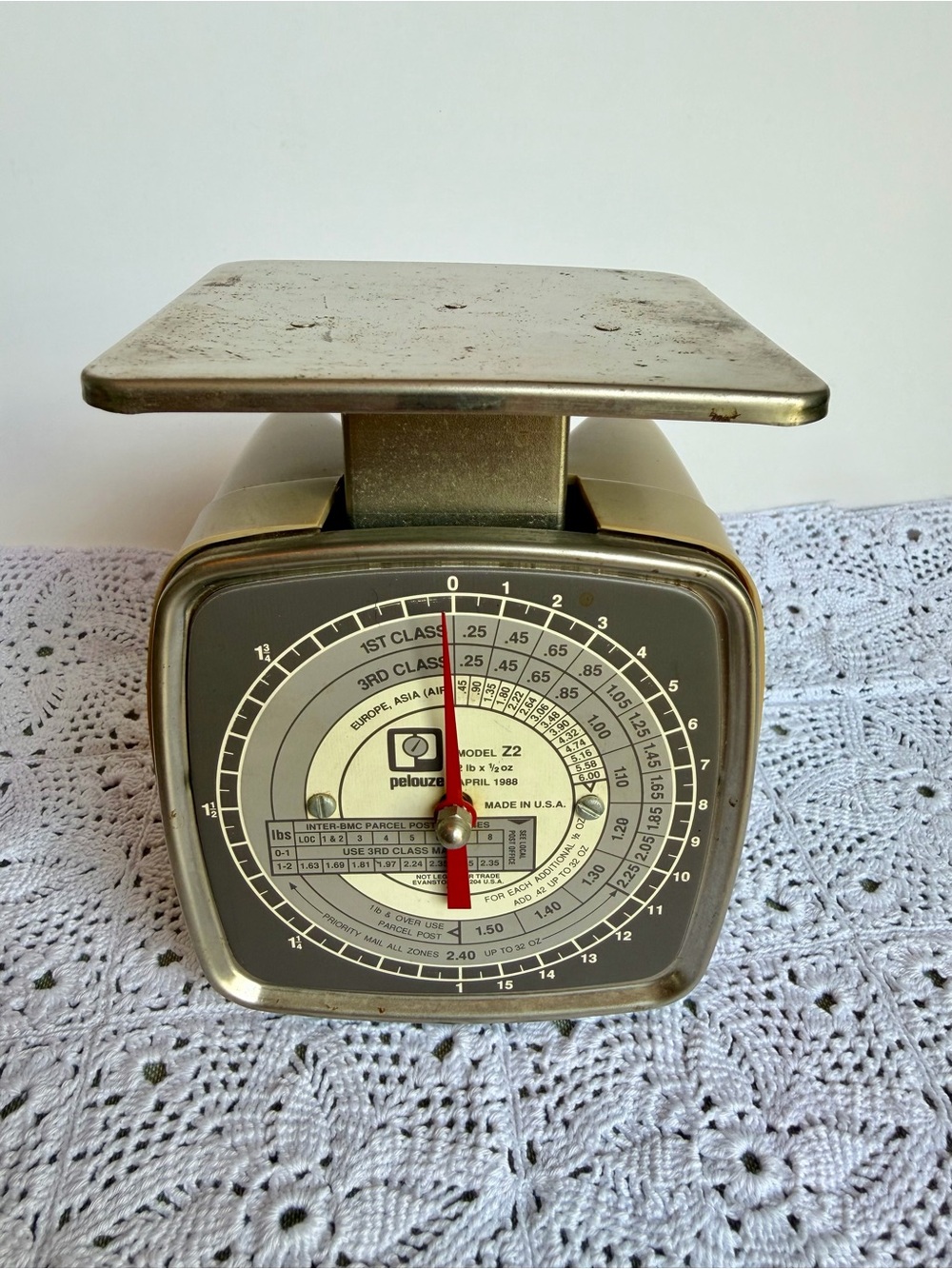 Vintage Pelouze Model Z2 Postal Shipping Scale 2 lb x 1/2 oz USA
